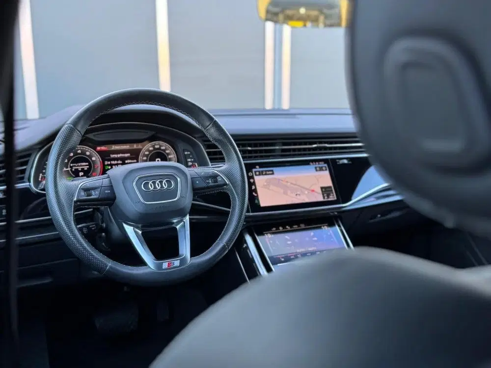 Audi Q7 55 TFSI e Quattro S line 380pk uit 2020, foto 11