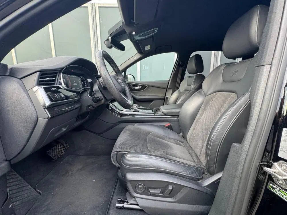 Audi Q7 55 TFSI e Quattro S line 380pk uit 2020, foto 6