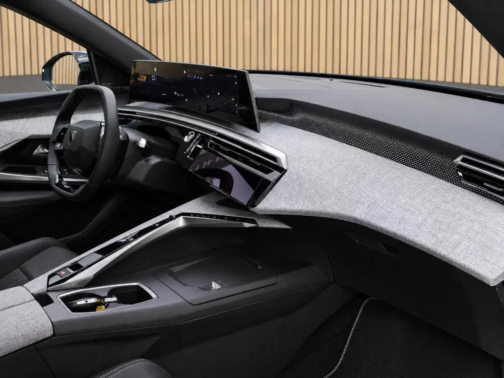 Peugeot 5008 1.2 Hybrid 145 GT 7p Automaat uit 2026, foto 15