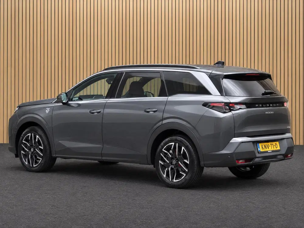 Peugeot 5008 1.2 Hybrid 145 GT 7p Automaat uit 2026, foto 2