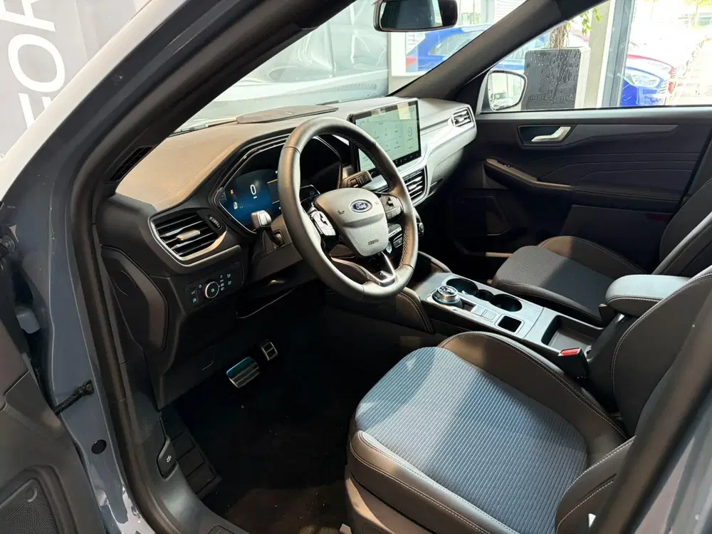 Ford Kuga 2.5 PHEV BlueCruise Edition uit 2026, foto 8