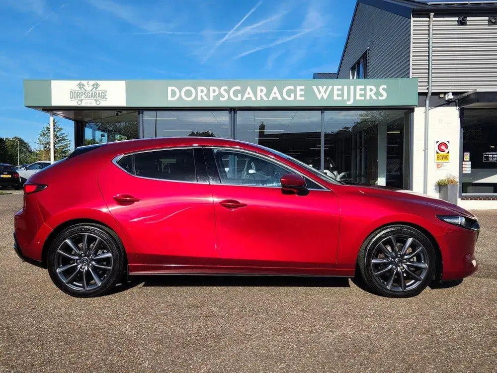 Mazda 3 2.0 Skyactiv G Luxury uit 2019, foto 5