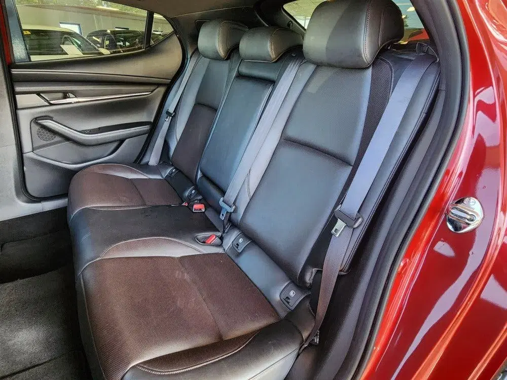 Mazda 3 2.0 Skyactiv G Luxury uit 2019, foto 8
