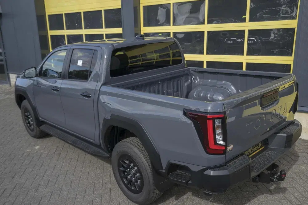 Toyota Hilux 2.8 D-4D MHEV Double Cab Auto 4WD Comfort uit 2026, foto 11