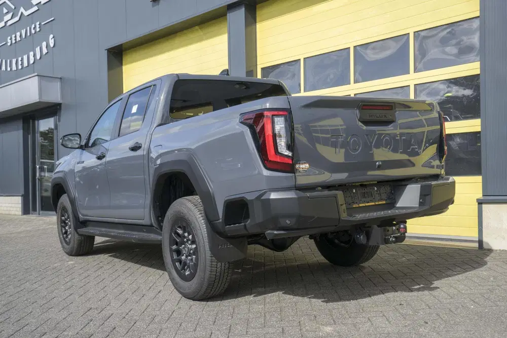 Toyota Hilux 2.8 D-4D MHEV Double Cab Auto 4WD Comfort uit 2026, foto 5