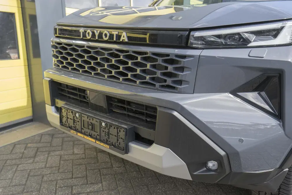 Toyota Hilux 2.8 D-4D MHEV Double Cab Auto 4WD Comfort uit 2026, foto 9