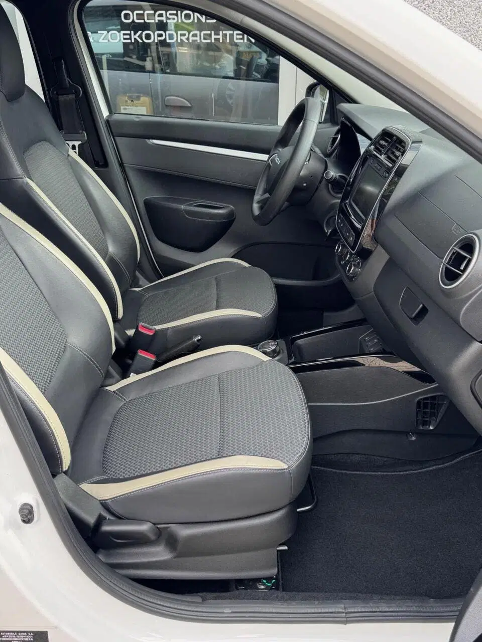 Dacia Spring Comfort Plus 27 kWh SOH 93% CCS uit 2022, foto 13