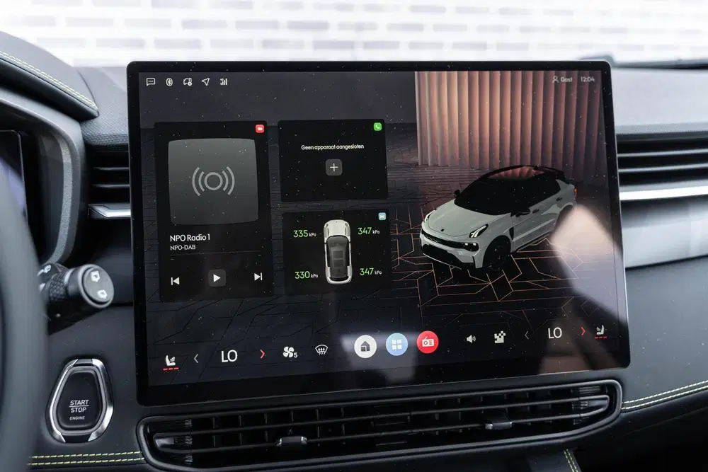 Lynk & Co 01 1.5 Plug-in Hybrid Core uit 2025, foto 11