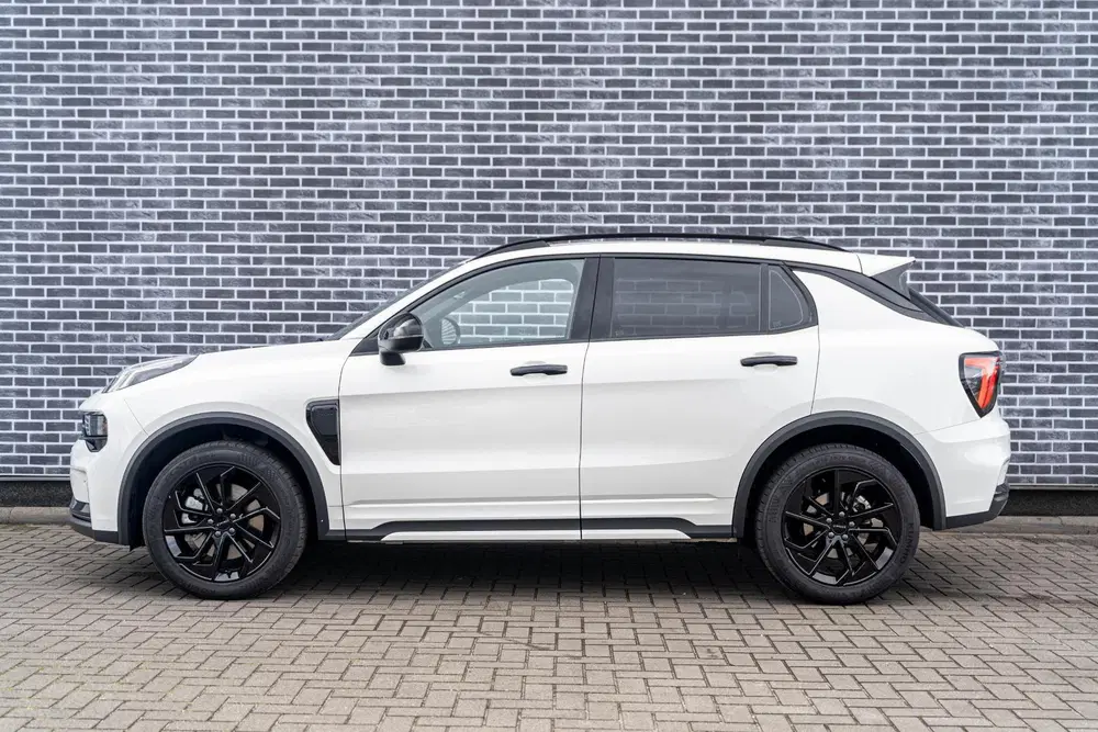 Lynk & Co 01 1.5 Plug-in Hybrid Core uit 2025, foto 4