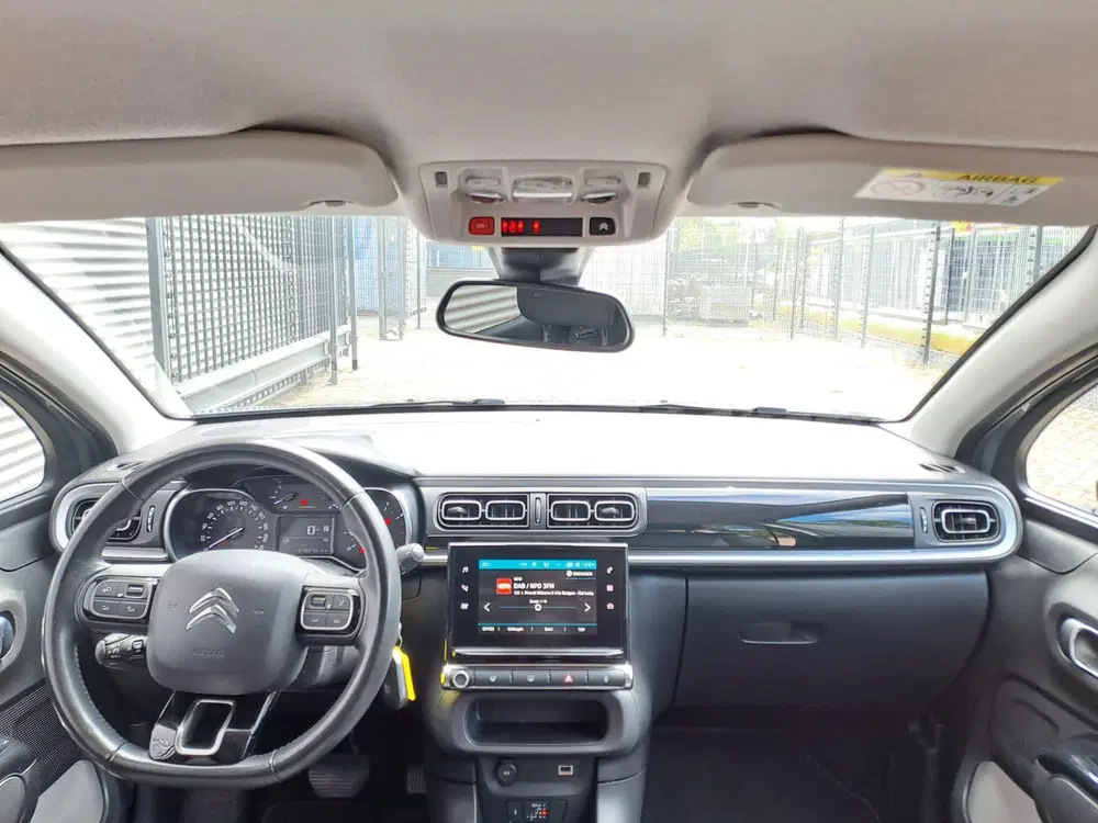 Citroën C3 1.2 PureTech S&S Shine uit 2019, foto 15