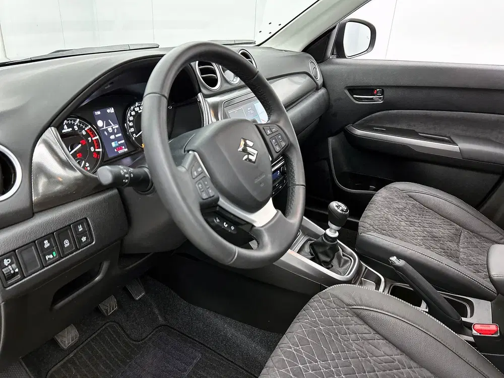 Suzuki Vitara 1.4 Boosterjet Style Smart Hybrid uit 2025, foto 14