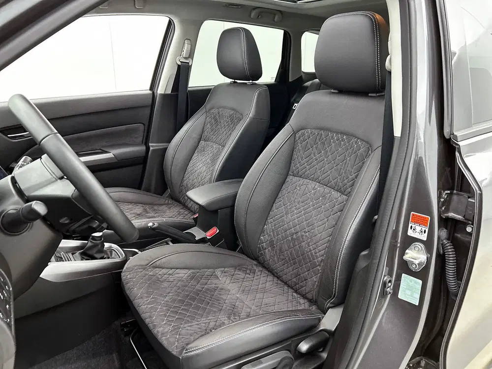 Suzuki Vitara 1.4 Boosterjet Style Smart Hybrid uit 2025, foto 4