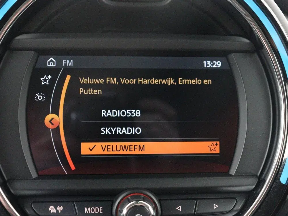 Mini Clubman 1.5 One Salt uit 2019, foto 10