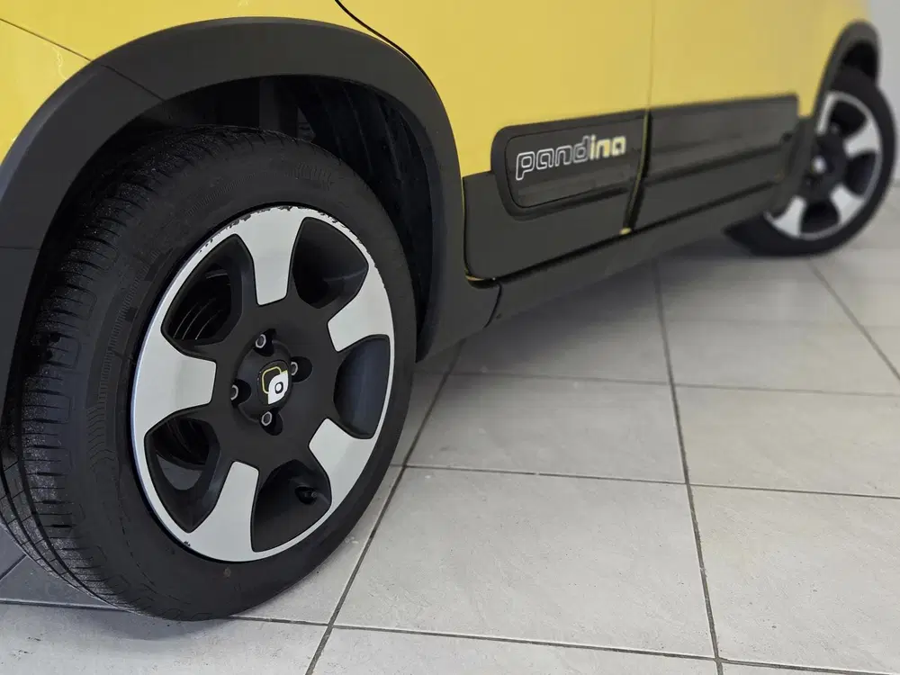 Fiat Panda 1.0 Hybrid Pandina uit 2024, foto 15