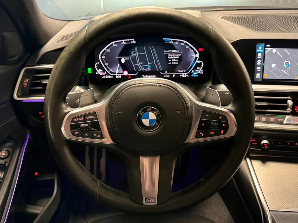 BMW 3-serie 330e eDrive Edition M-Sport uit 2020, foto 11