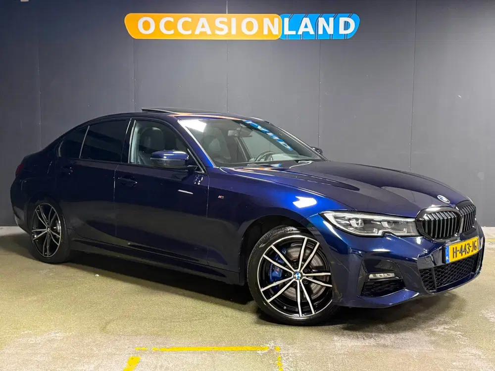 BMW 3-serie 330e eDrive Edition M-Sport uit 2020, foto 4