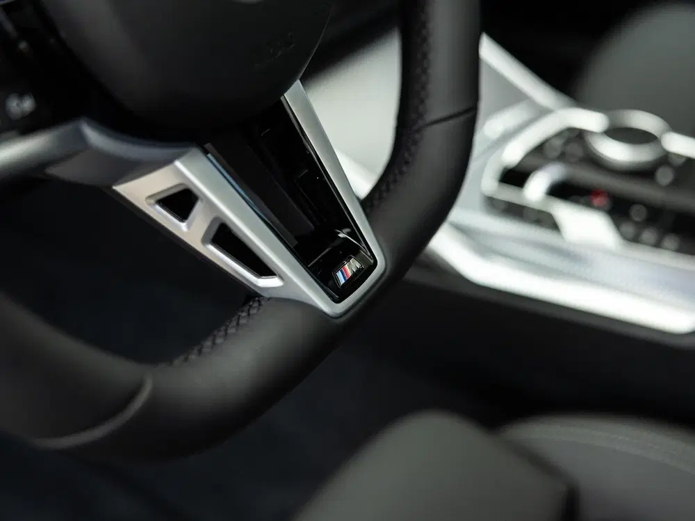 BMW 3-serie 330e uit 2026, foto 13