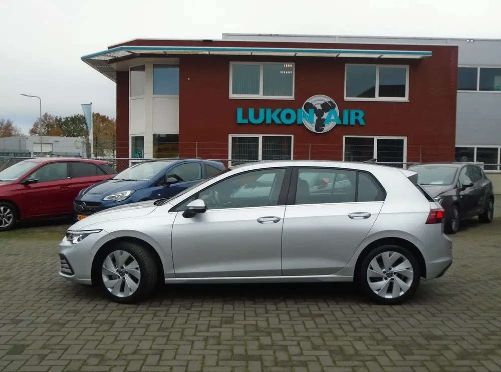Volkswagen Golf 1.5 TSI Style uit 2023, foto 2