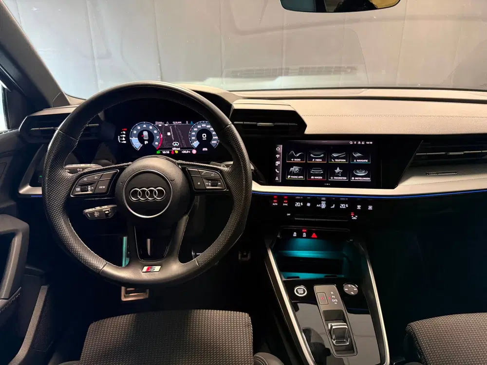 Audi A3 30 TFSI S edition 3x S-Line uit 2023, foto 10