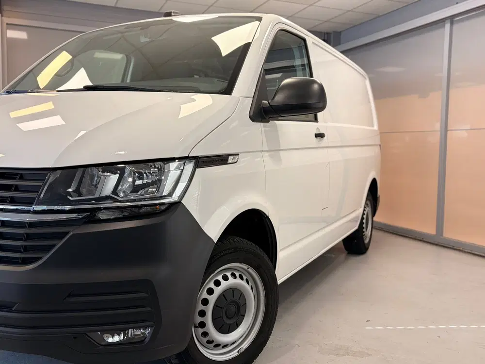 Volkswagen Transporter 26 L1H1 2.0TDi uit 2021, foto 14