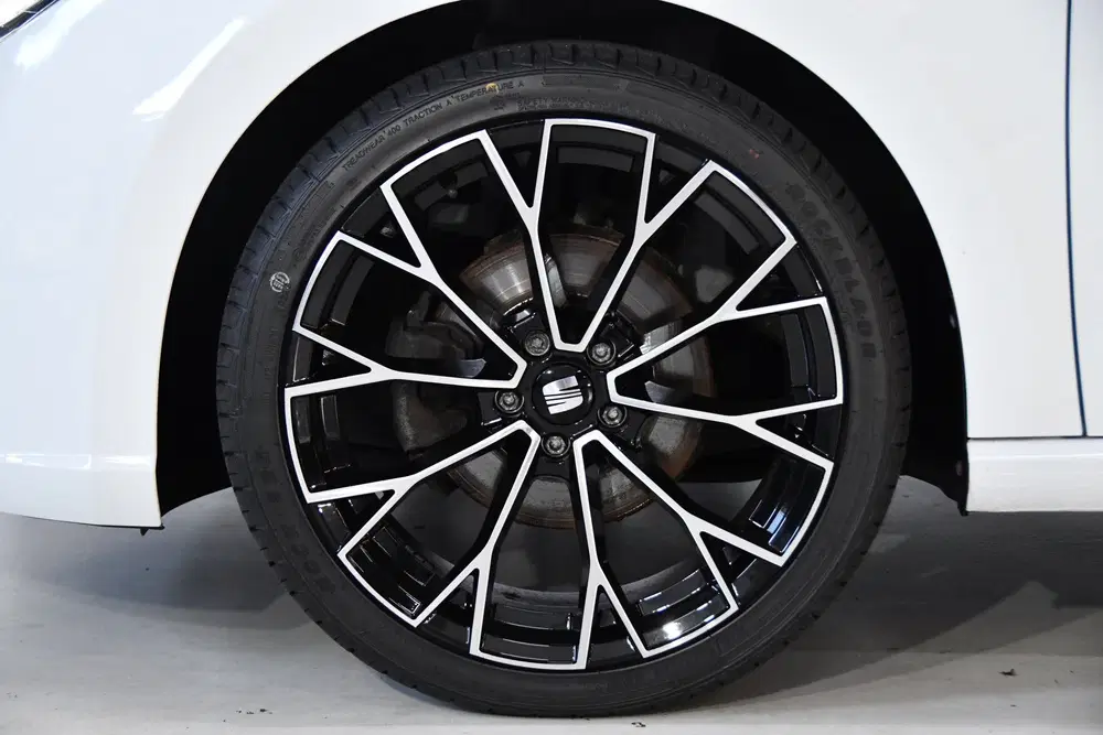 SEAT Ibiza 1.0 EcoTSI Style Business Intense*Pano*Sto uit 2021, foto 2