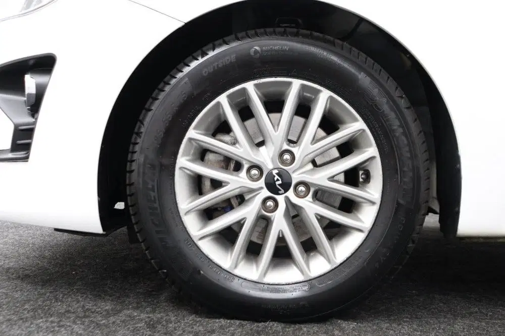 Kia Rio 1.0 T-GDi MHEV DynanicLine (bj 2023) uit 2023, foto 9