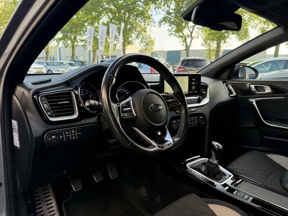 Kia ProCeed 1.0 T-GDI GT-Line (bj 2021) uit 2021, foto 2