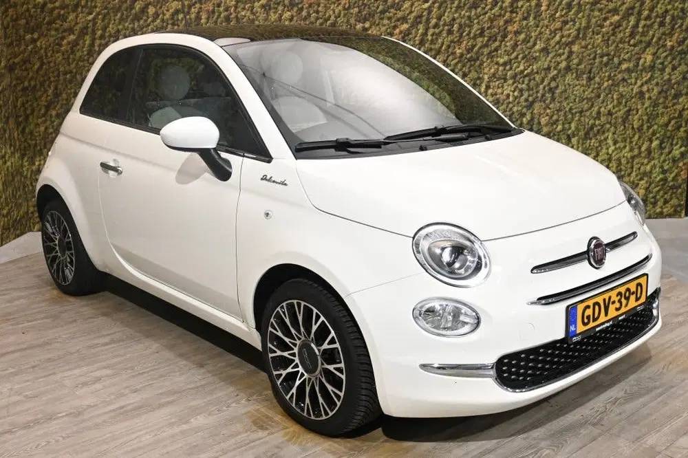 Fiat 500 1.0 Hybrid Dolcevita uit 2022, foto 10