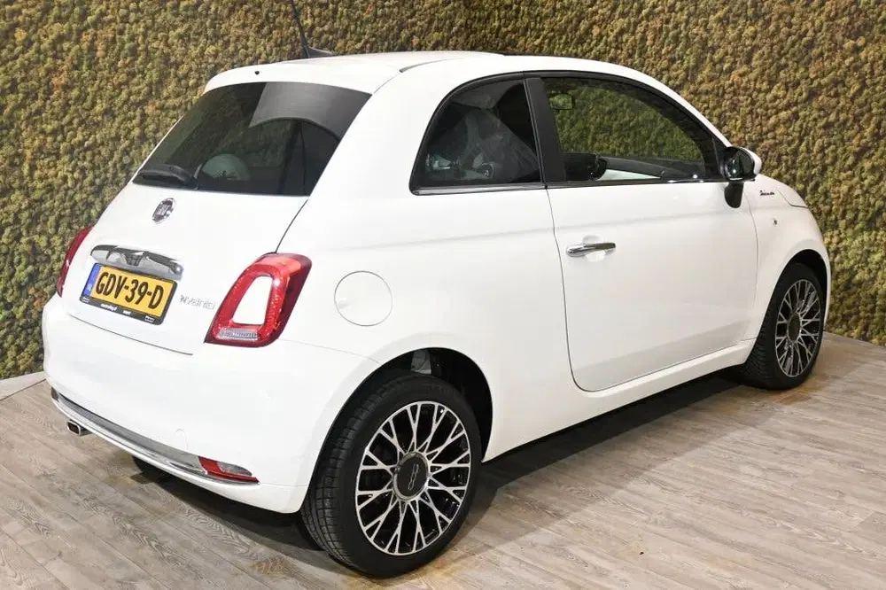 Fiat 500 1.0 Hybrid Dolcevita uit 2022, foto 8
