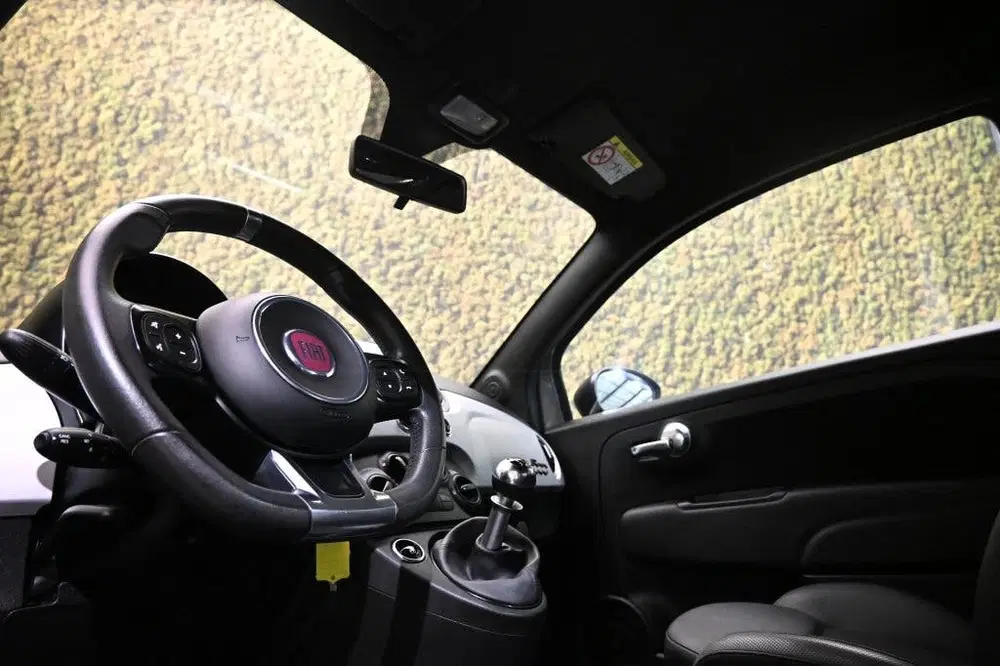 Fiat 500 1.0 Hybrid Sport uit 2021, foto 12