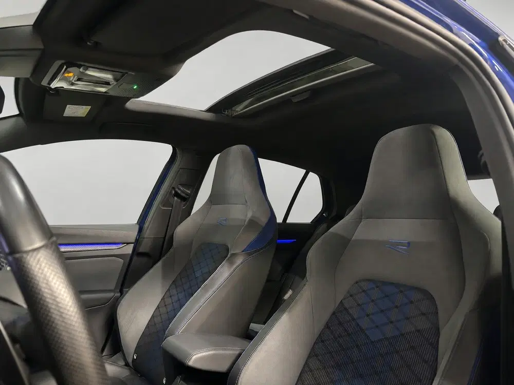 Volkswagen Golf 2.0 TSI R 4Motion Panoramdak Nürburgring uit 2023, foto 11