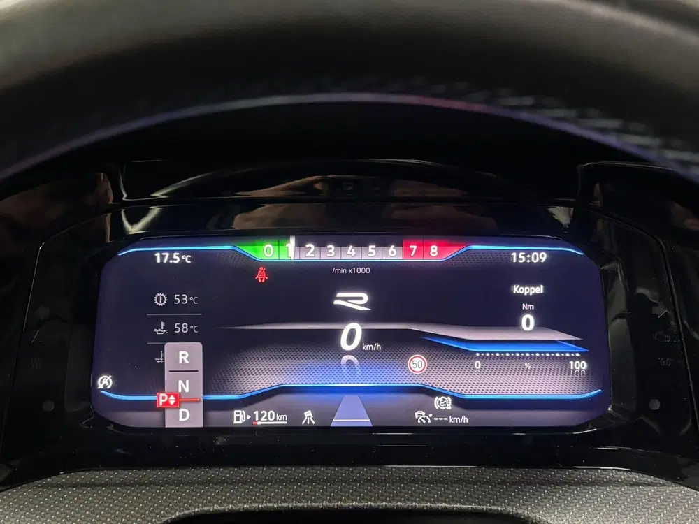 Volkswagen Golf 2.0 TSI R 4Motion Panoramdak Nürburgring uit 2023, foto 15