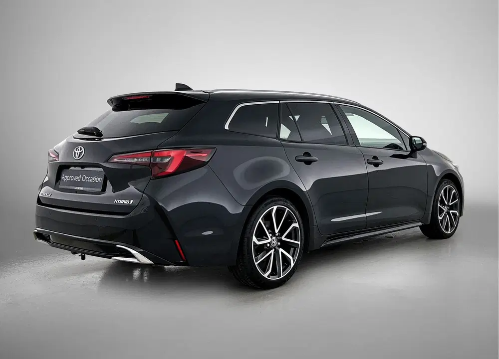 Toyota Corolla Hybrid 200 Executive uit 2023, foto 2