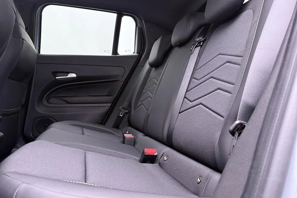 Jeep Avenger 1.2 e-Hybrid Summit uit 2026, foto 8
