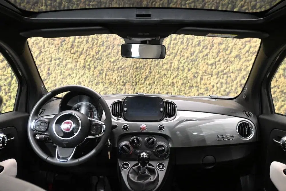 Fiat 500 1.0 Hybrid Dolcevita uit 2022, foto 14