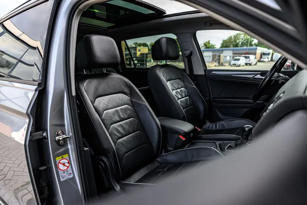 Volkswagen Tiguan Allspace 1.5 TSI Highline Business R uit 2020, foto 12