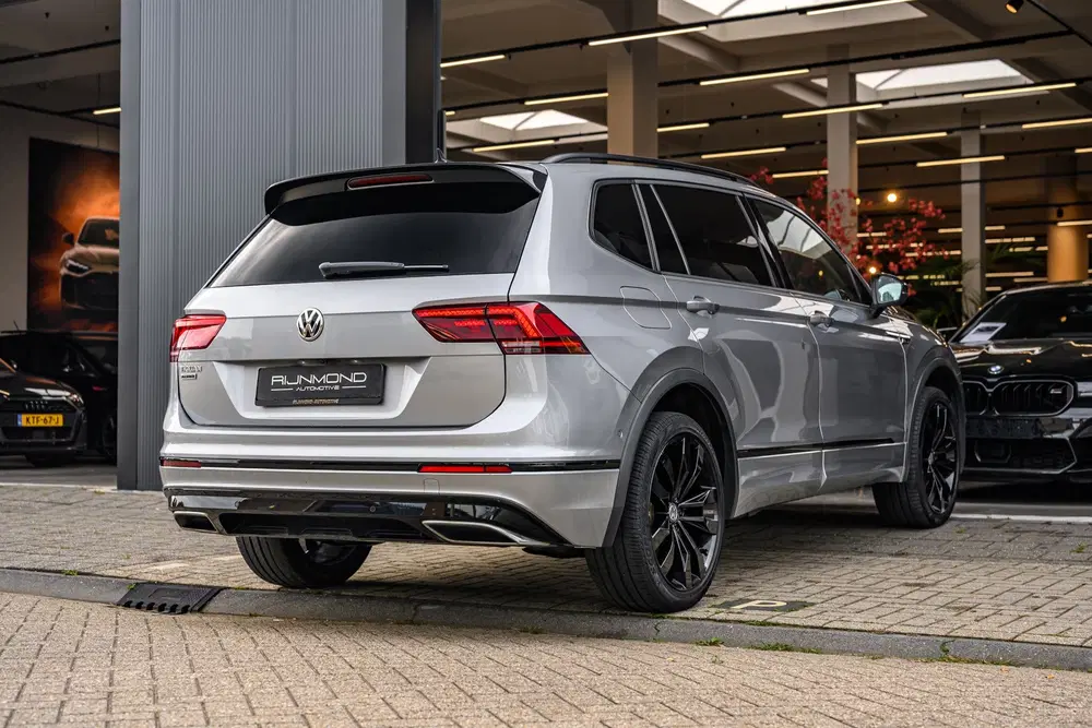 Volkswagen Tiguan Allspace 1.5 TSI Highline Business R uit 2020, foto 7