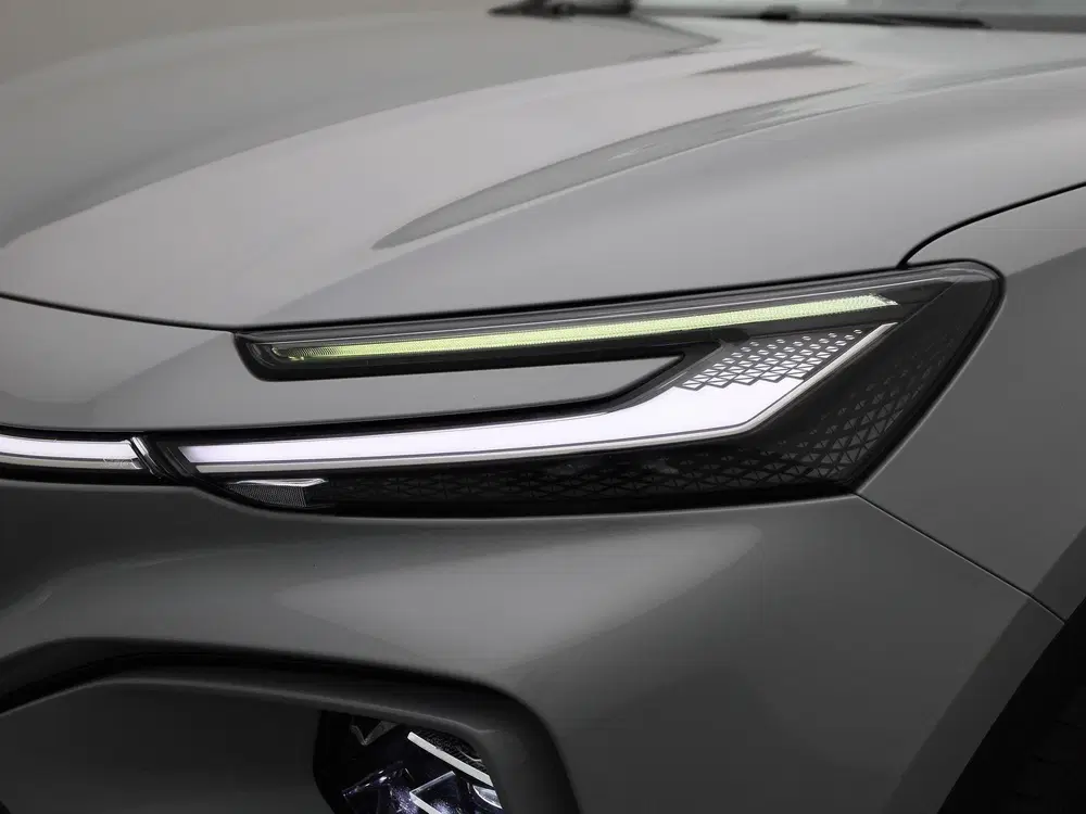 MG Marvel R Luxury 70 kWh uit 2022, foto 15