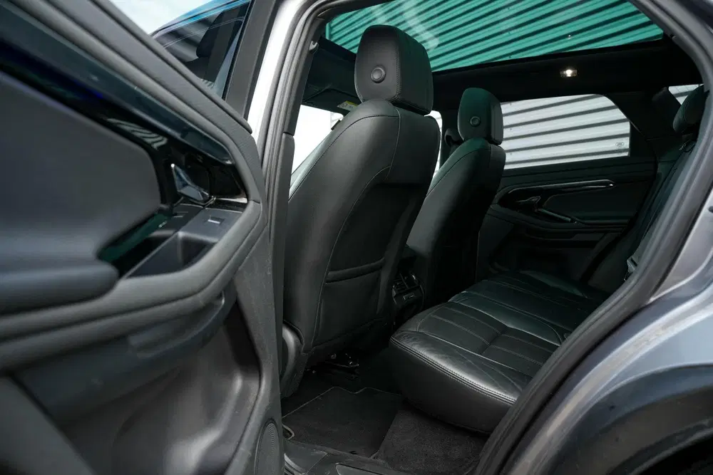 Land Rover Range Rover Evoque P300e R Dynamic Panodak Memory uit 2021, foto 10
