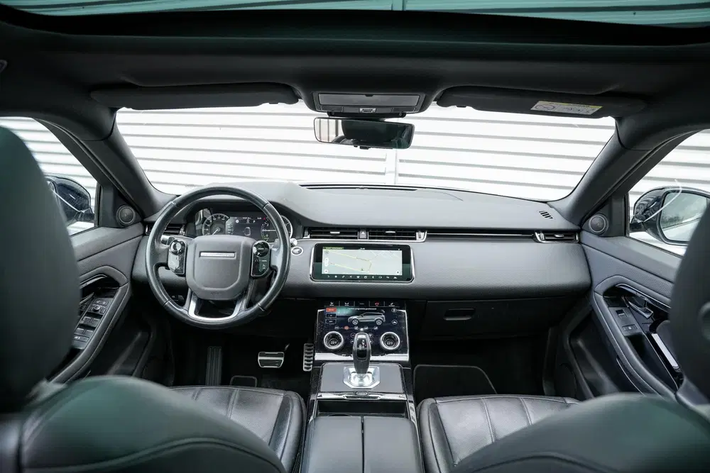 Land Rover Range Rover Evoque P300e R Dynamic Panodak Memory uit 2021, foto 2