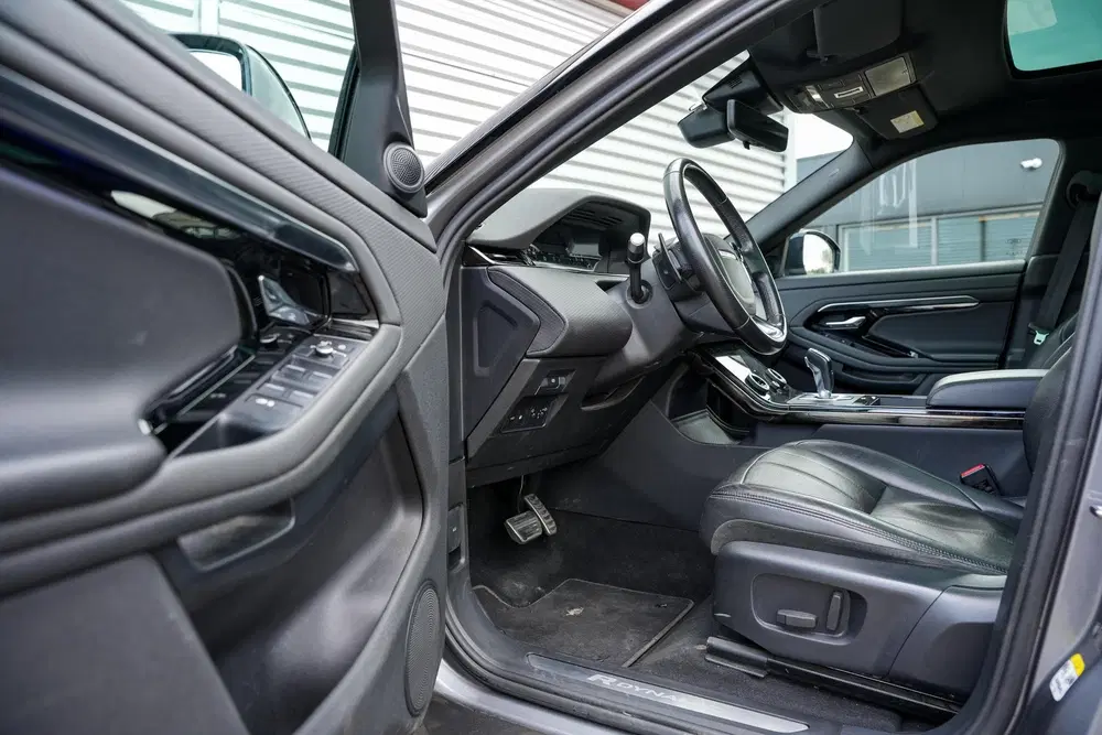 Land Rover Range Rover Evoque P300e R Dynamic Panodak Memory uit 2021, foto 6