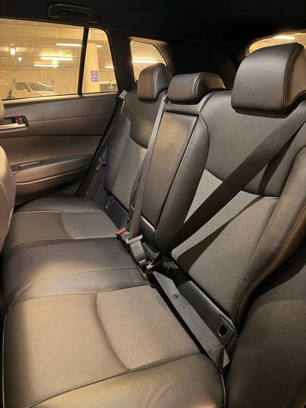 Toyota Corolla Cross Hybrid 200 Dynamic Carplay Camera BTW uit 2024, foto 12