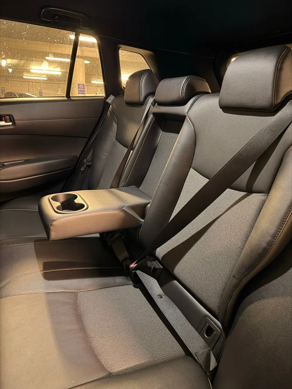 Toyota Corolla Cross Hybrid 200 Dynamic Carplay Camera BTW uit 2024, foto 13