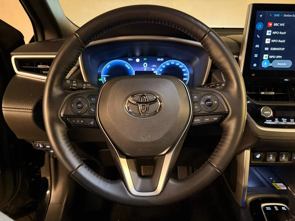 Toyota Corolla Cross Hybrid 200 Dynamic Carplay Camera BTW uit 2024, foto 15
