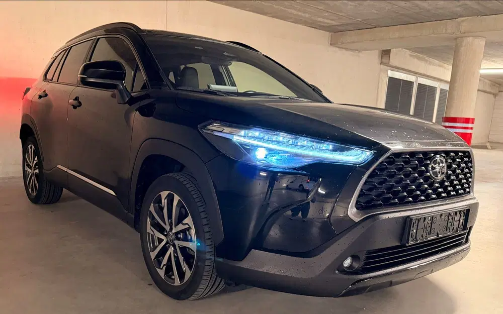Toyota Corolla Cross Hybrid 200 Dynamic Carplay Camera BTW uit 2024, foto 2