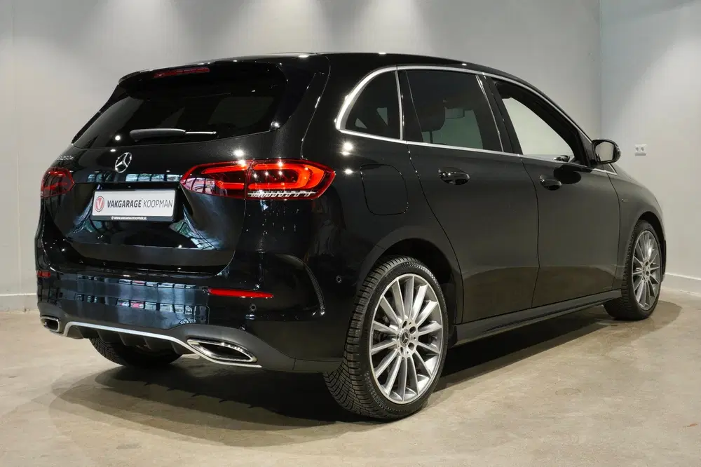 Mercedes-Benz B-Klasse 250 e Premium Plus AMG Sfeer uit 2021, foto 2