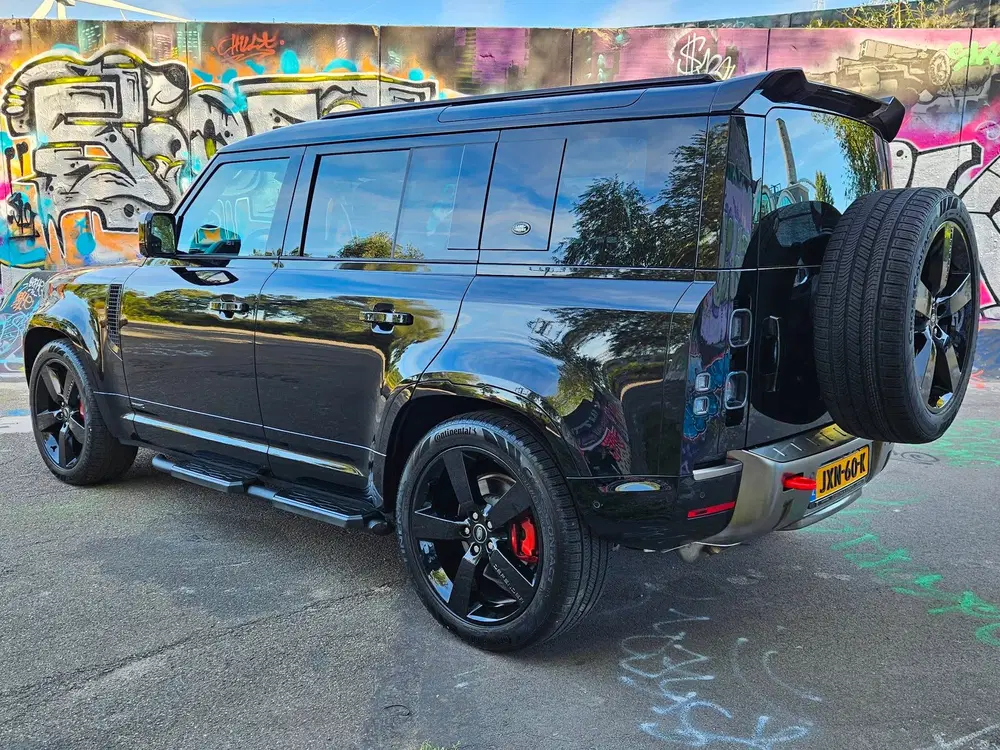 Land Rover Defender 3.0 P400 X uit 2022, foto 4