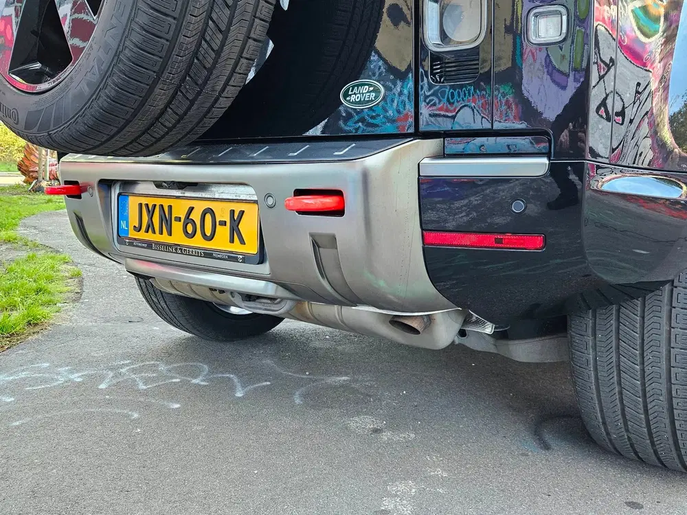 Land Rover Defender 3.0 P400 X uit 2022, foto 8