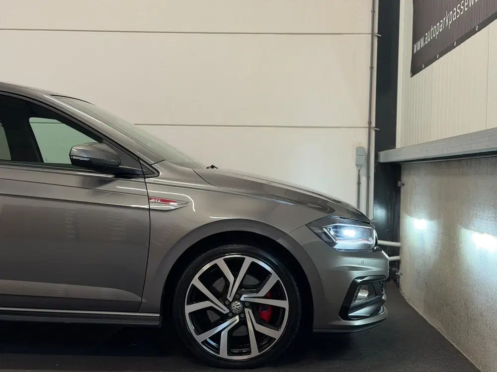 Volkswagen Polo 2.0 TSI GTI Pano uit 2019, foto 10
