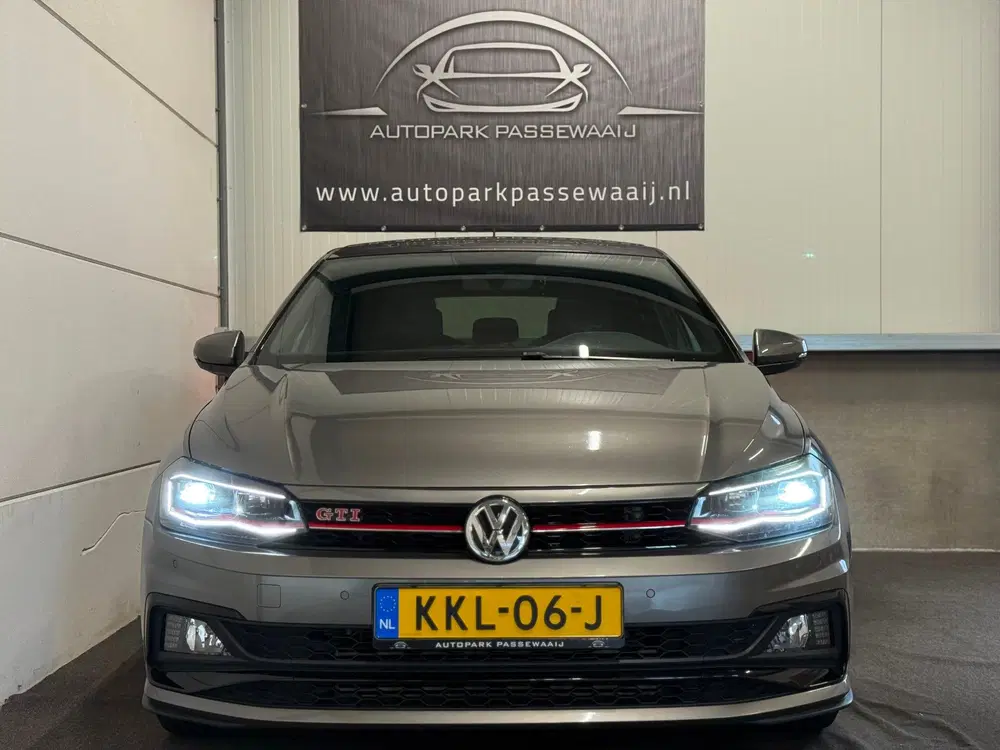Volkswagen Polo 2.0 TSI GTI Pano uit 2019, foto 2